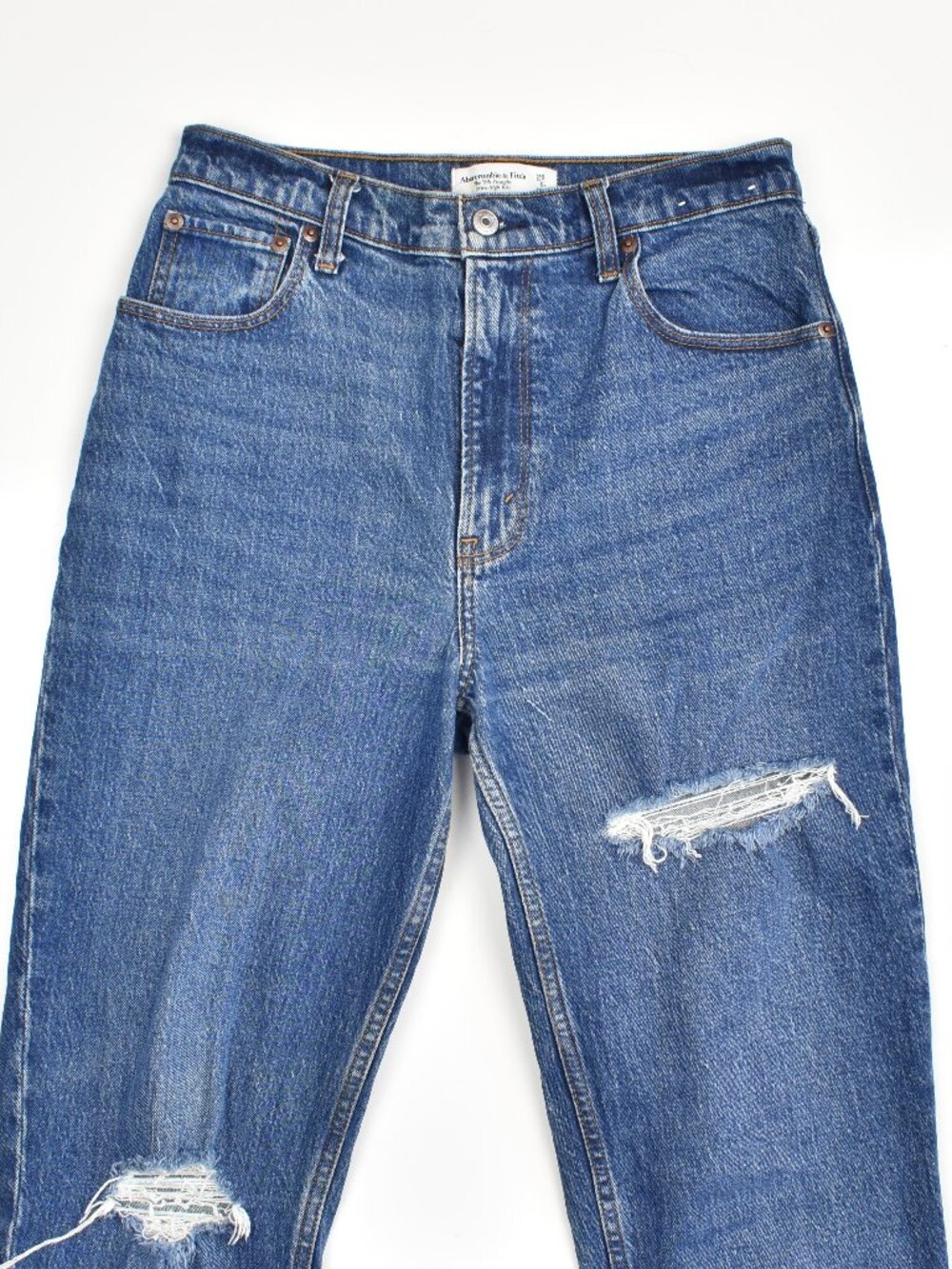 Abercrombie & Fitch 90's Straight Ultra High Rise Jeans - 28 / 6 - Picture 4 of 6